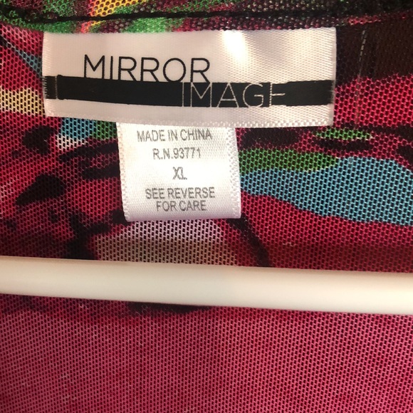 Mirror Image semi sheer top Size XL - Picture 3 of 5